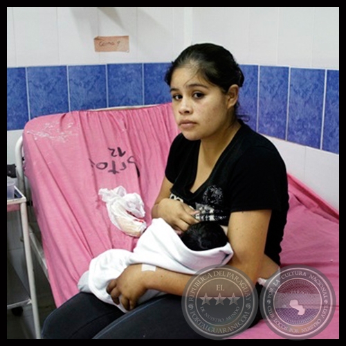 MADRES ADOLESCENTES, 2012 - Fotografa digital TERESITA NOEMÍ GONZÁLEZ