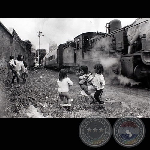 CALLE SABASTIN GABOTO-ASUNCIN - Fotografa de Carlos Bittar - 07/1991