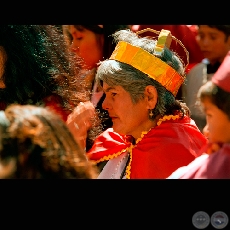 REZANDO EN YAGUARN - Fotografa de FERNANDO ALLEN