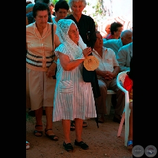 REZANDO EN PARAGUAR - Fotografa de FERNANDO ALLEN