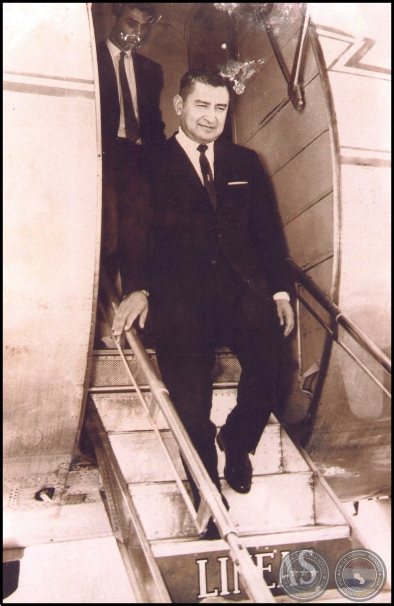 El 26 de julio de 1962. Adrián Jara es designado comandante de la aeronáutica nacional.