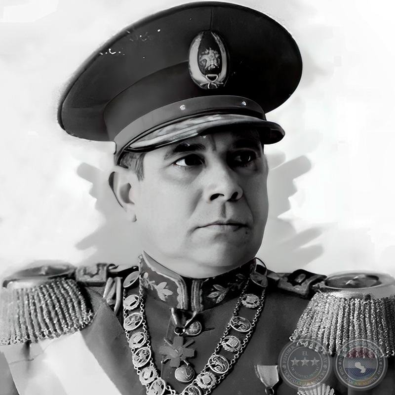 El presidente Higinio Morínigo visita la República de Chile; es recibido por el presidente Juan Antonio de los Ríos.