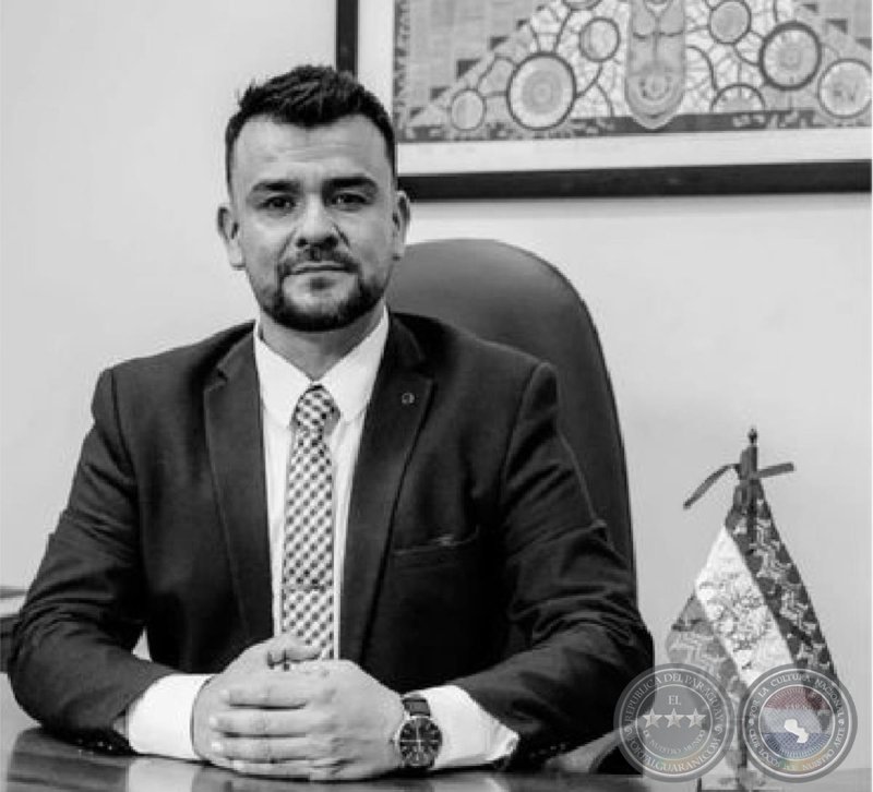 El 5 de octubre de 2023. Fallece en Asunción, Enrique Escobar Ovelar, teatrista, antropólogo y promotor cultural. Murió a los 41 años.