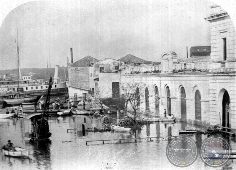 El 22 de mayo de 1905. La gran creciente del río Paraguay registrada este año, alcanza su nivel máximo.