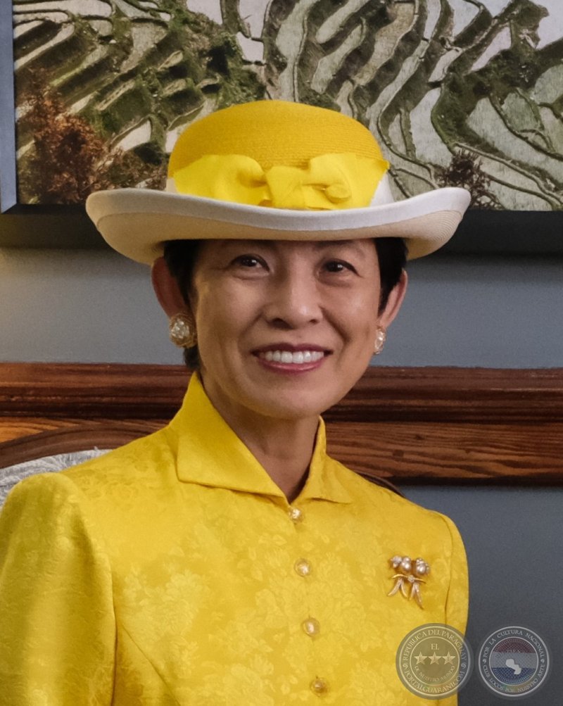 El 30 de septiembre de 2008. Visita el país la princesa japonesa Hisako Takamado.