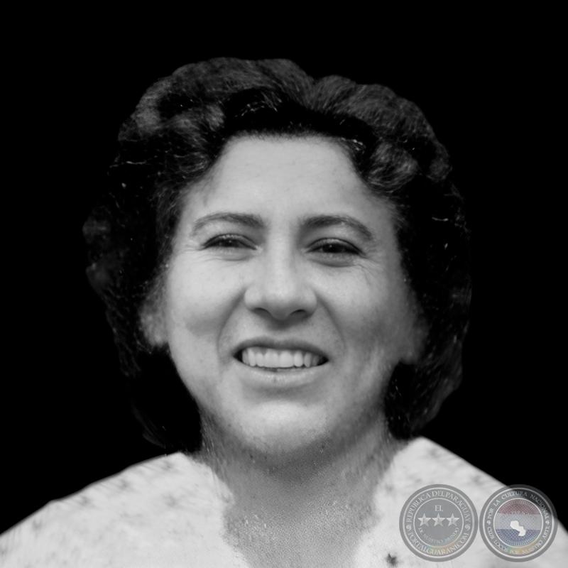 GLORIA PAIVA