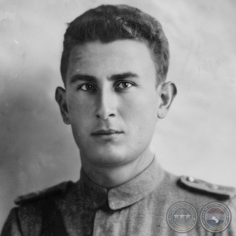 LEANDRO GONZÁLEZ (+)