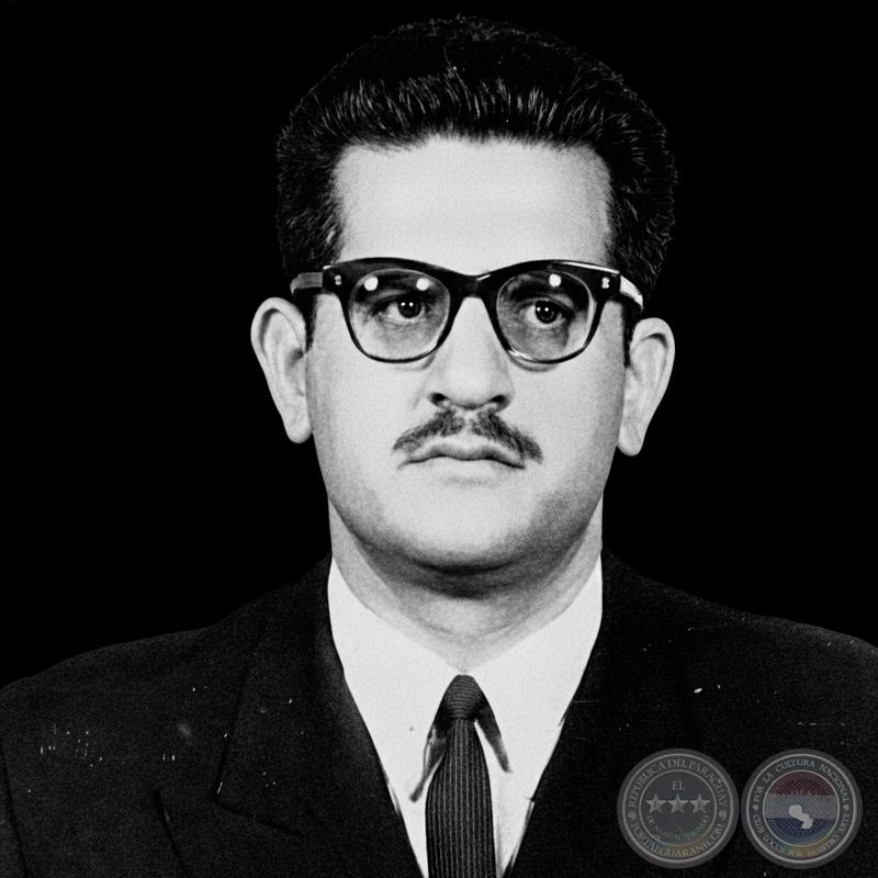  THOMPSON MOLINAS (+)