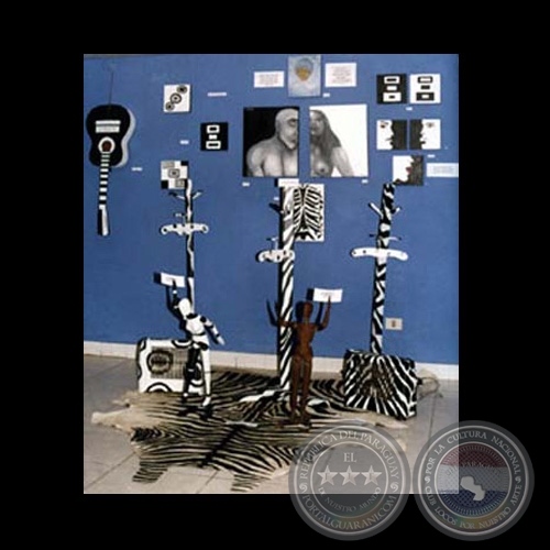 CONSUMISMO VERSUS IDENTIDAD - Instalación de Virginia Rojas Holden