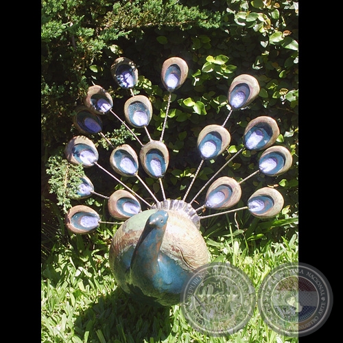 PAVO PARA JARDÍN - Obra de Lutgard María Van Dyck