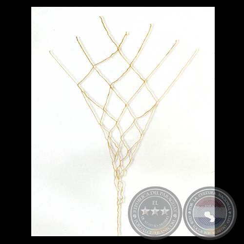 TE ENCONTRÉ MIRANDOME A LOS OJOS DENTRO MÍO (Instalación de GUSTAVO BENÍTEZ)