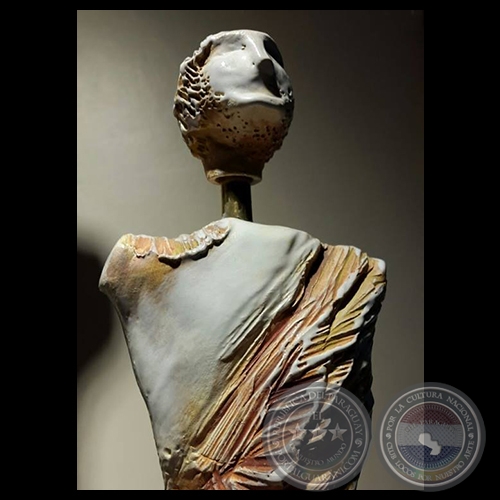 DAMA, 2015 - Escultura de BEATRÍZ COLOMBO