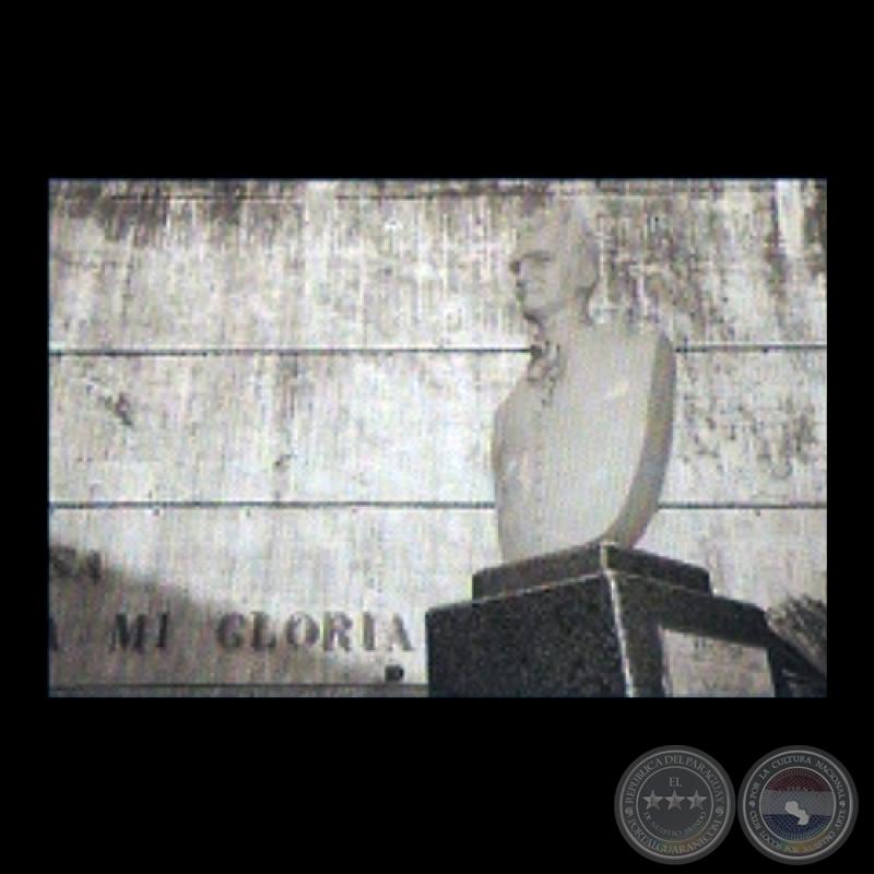 BUSTO DE DON BOSCO, 1989 - Escultura de HERMANN GUGGIARI