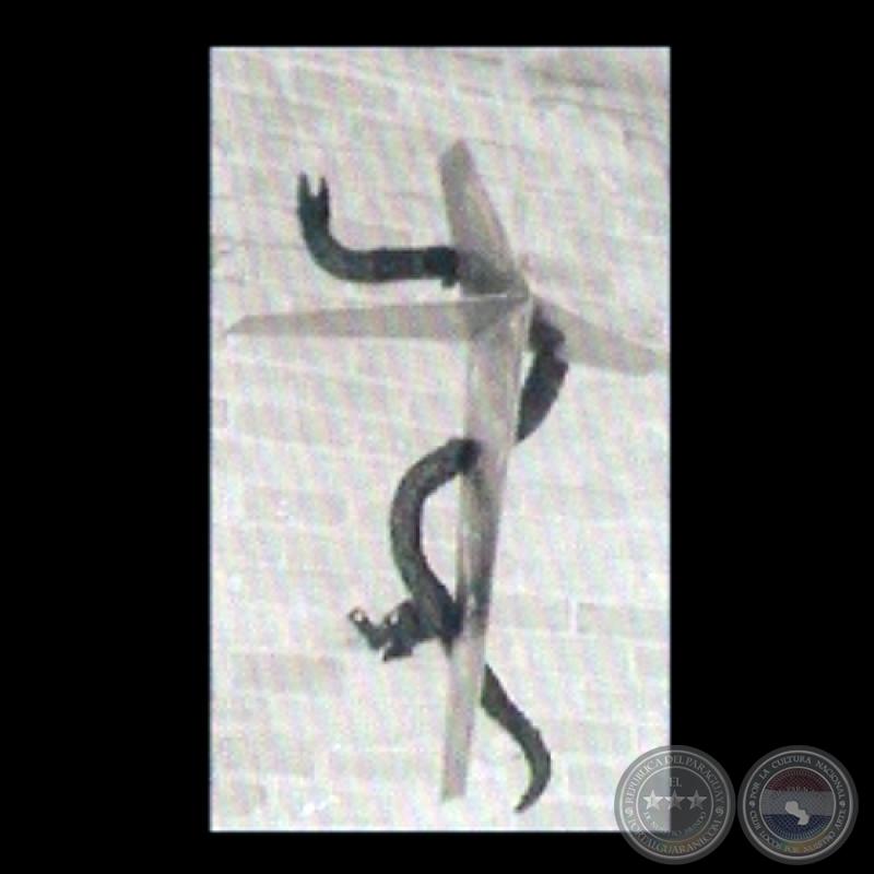 EL BIEN Y EL MAL, 2004 - Escultura de HERMANN GUGGIARI