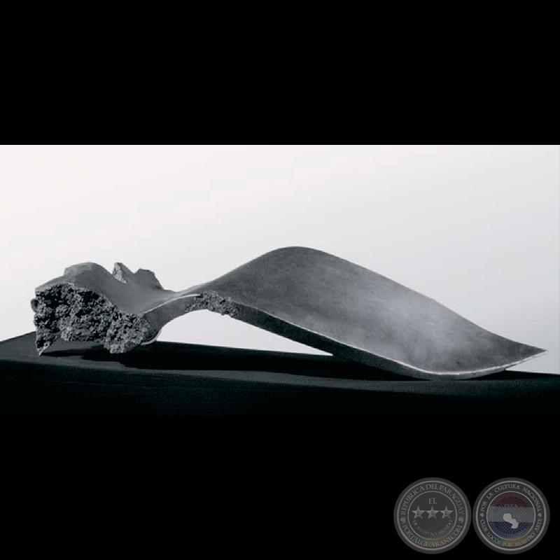 ÍCARO, 2004 - Escultura de HERMANN GUGGIARI
