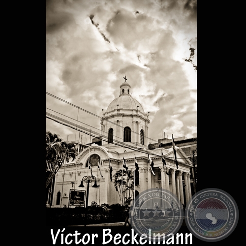 PANTEN NACIONAL DE LOS HROES - Fotgrafo: VCTOR BECKELMANN