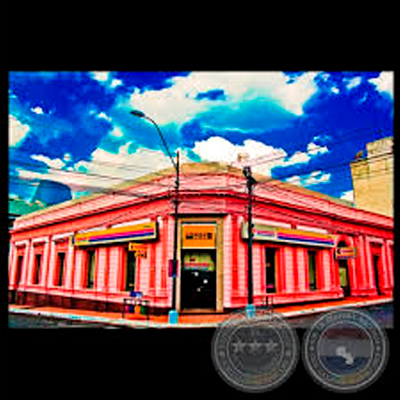 Fotografía montada manualmente en 3D  (De acuerdo a la obra, en tres a cinco capas superpuestas) - Fotógrafo: VÍCTOR BECKELMANN