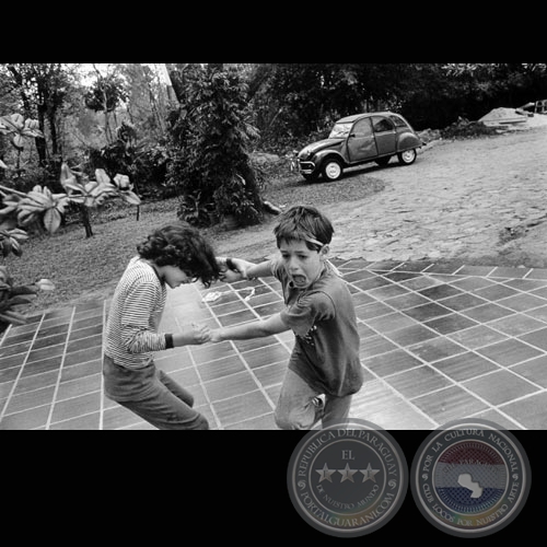 GIROS - Fotografía: Carlos Bittar - Año 09/1995 