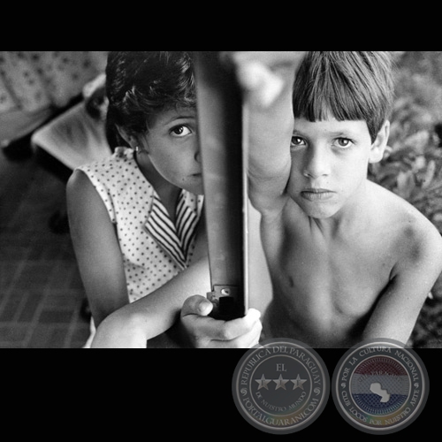 OPUESTOS - Fotografía de Carlos Bittar - 02/1995 