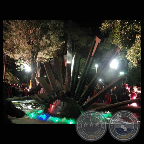 HOMENAJE A AGUSTÍN PIO BARRIOS, 2011 (Escultura de GUSTAVO BECKELMANN)