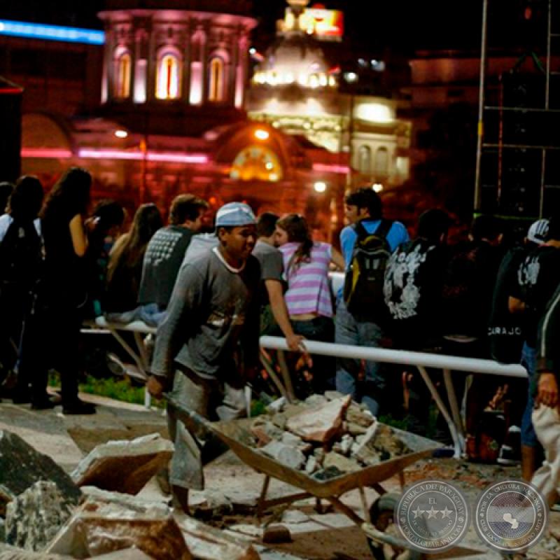 CONTRASTES, 2011 - Fotografía de JOSÉ EDUARDO AYALA