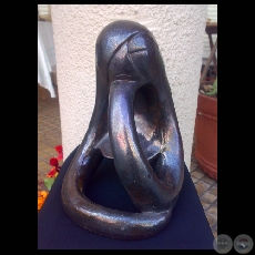 CERÁMICA ESMALTADA - Escultura de JOSÉ LATERZA PARODI