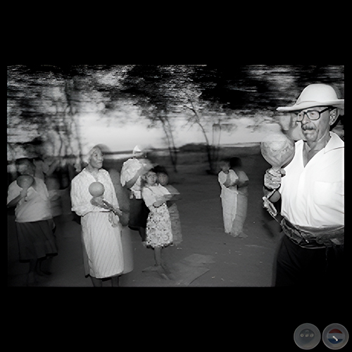 INDÍGENAS DEL PARAGUAY, 2007 - Fotografía de JUAN BRITOS
