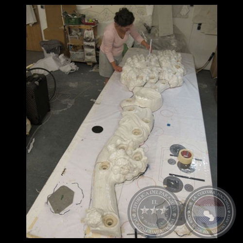 KUNST AM BAU IN REALISIERUNG, 2012 - Instalación de PATRICIA WICH