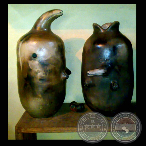 ESCULTURAS EN CERÁMICA, 2009 - Obras de JUANA MARTA RODAS y JULIA ISÍDREZ