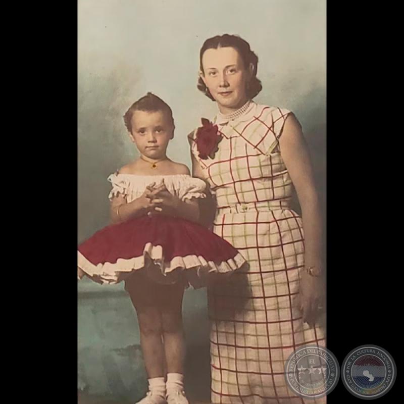 SIETE IMÁGENES CON SUSSY “ENCANTO” SACCO - Por Toni Roberto - Domingo, 10 de Abril de 2022