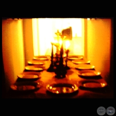 SE SENTARÁN?, 1999 - Instalación de MABEL AVILA