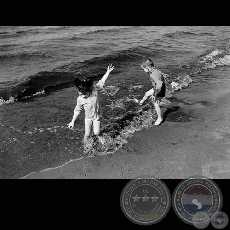 EN EL LAGO - Fotografía de Carlos Bittar - 08/1991 
