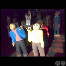 PROCESIÓN - Obra de PRISCILIANO CANDIA