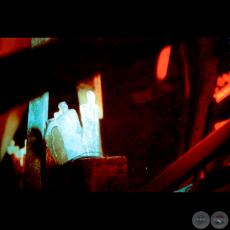 PROFUNDAMENTE LEAL A SU INFORTUNIO, 1998 - Instalación de ADRIANA GONZÁLEZ BRUN