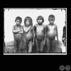 JÓVENES CHAMACOCOS - Fotografía de GUIDO BOGGIANI