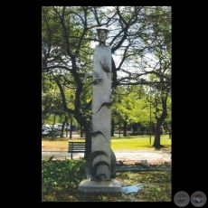 ESCULTURA PÚBLICA - Obra de HUGO PISTILLI