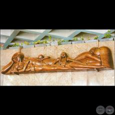 FAMILIA ABORIGEN, 1975 - Obra de JOSÉ LATERZA PARODI