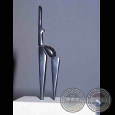 Escultura de Nélida Mendoza - Año 1991