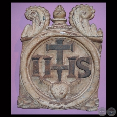 MONOGRAMA/ESCUDO DE LA COMPAÑÍA DE JESÚS - TALLER JESUÍTICO, S. XVIII - COLECCIÓN PRIVADA