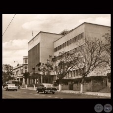 MINISTERIO DE DEFENSA - ASUNCIN - PARAGUAY - Foto de CLAUS HENNING