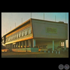 ADUANA DE PUERTO STROESSNER - PARAGUAY - Foto de CLAUS HENNING