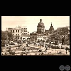PLAZA INDEPENDENCIA, ASUNCIÓN - Foto de CLAUS HENNING
