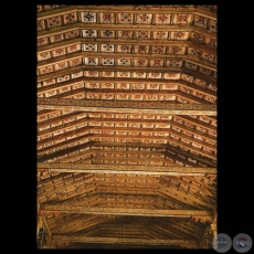 TECHO, TEMPLO DE YAGUARÓN - Texto y fotografías de Jesús Ruiz Nestosa