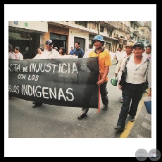 LA LUCHA POR LA TIERRA - Fotografa de Amadeo Velzquez 