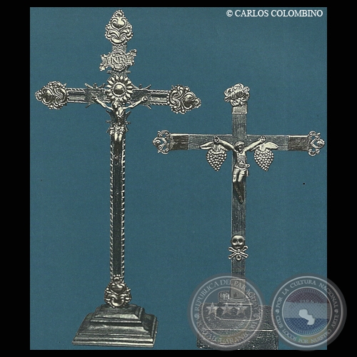 CRUCES DE MADERA CON ELEMENTOS DE PLATA. SIGLO XVIII - COLECCIÓN FUNDACIÓN CARLOS COLOMBINO LAILLA