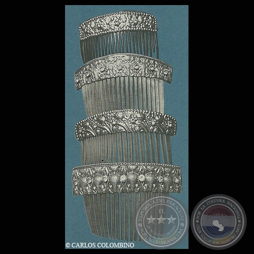 PEINETAS DE HUESO y ORO. SIGLO XIX - COLECCIÓN FUNDACIÓN CARLOS COLOMBINO LAILLA