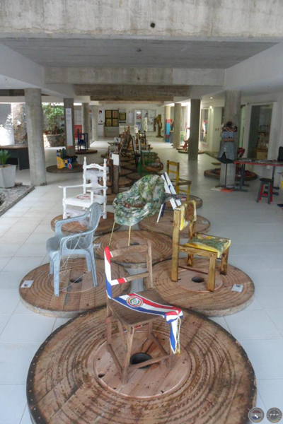 emplazamiento 2013 sillas intervenidas gente de arte 6 portalguarani