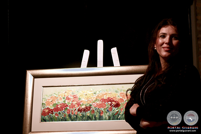 FLORES 3 - OBRA DE MÓNICA GUERRA